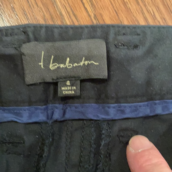 Aritzia T. Babaton shorts - Picture 2 of 3